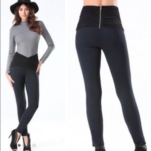 Bebe Grecian Banded Legging